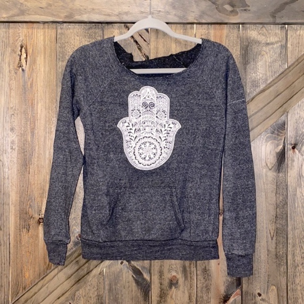 Buckle Hamsa Hand‎ Crewneck Sweatshirt 🪬